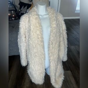 White cream faux fur coat